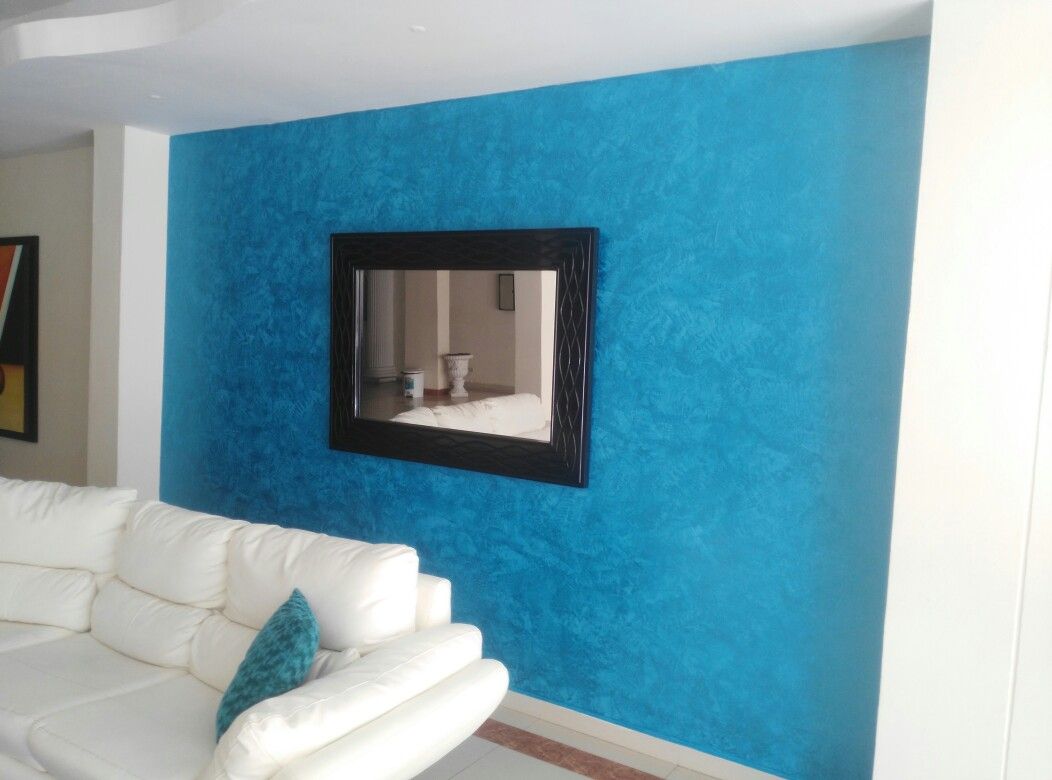 Estuco veneciano azul turquesa en salón